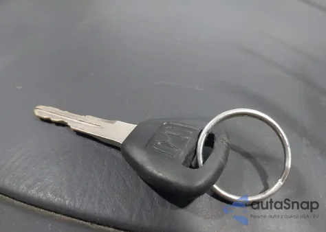 2002 Honda Civic Lx from USA, damaged, VIN 2HGES16512H575409